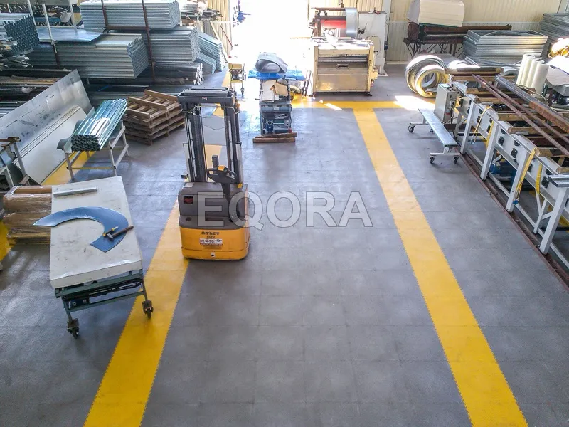 Резиновые покрытия из крошки для производственного цеха в Клине